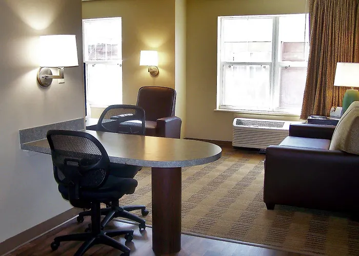 Sonesta Simply Suites Stafford