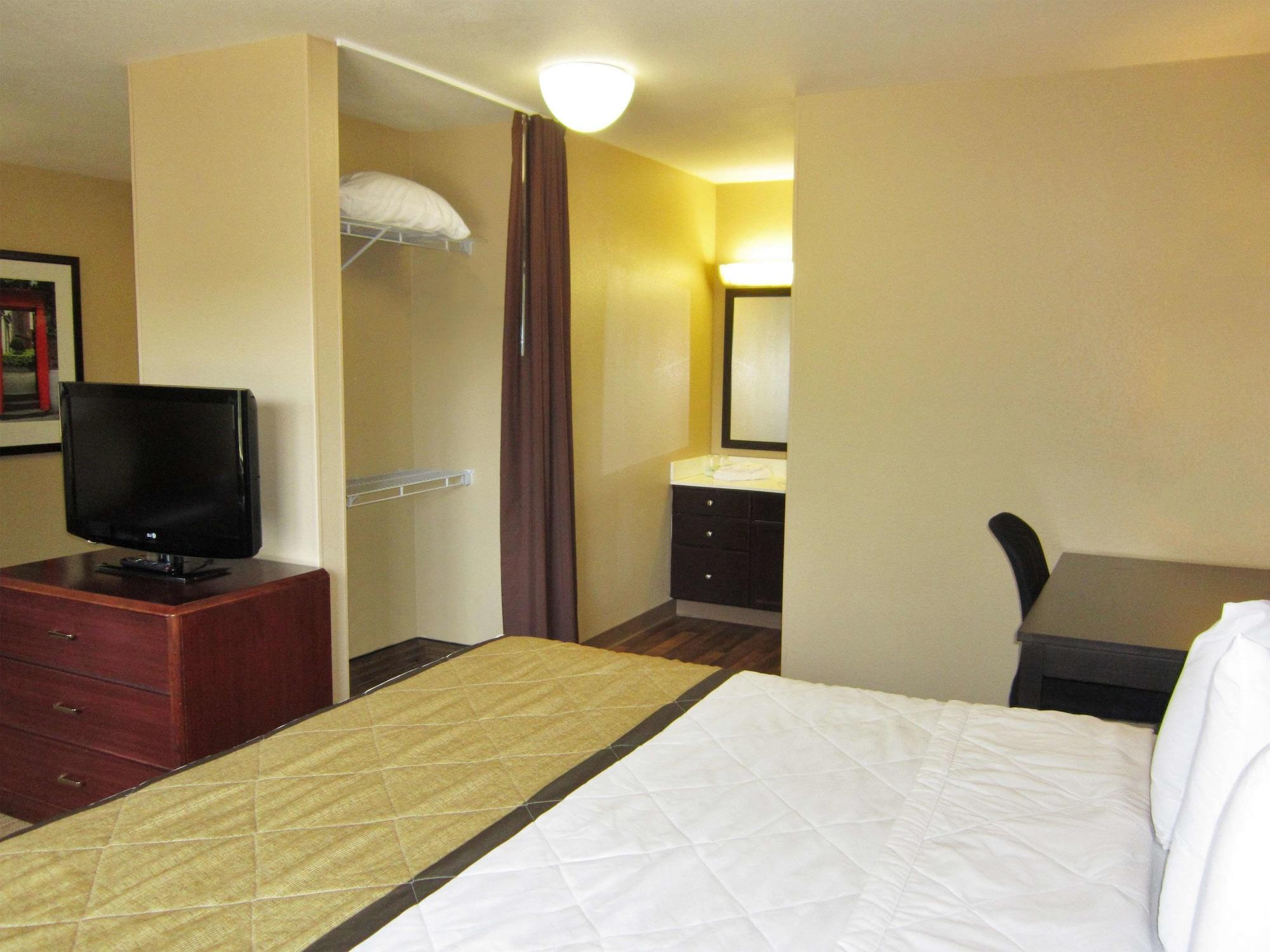 Sonesta Simply Stafford