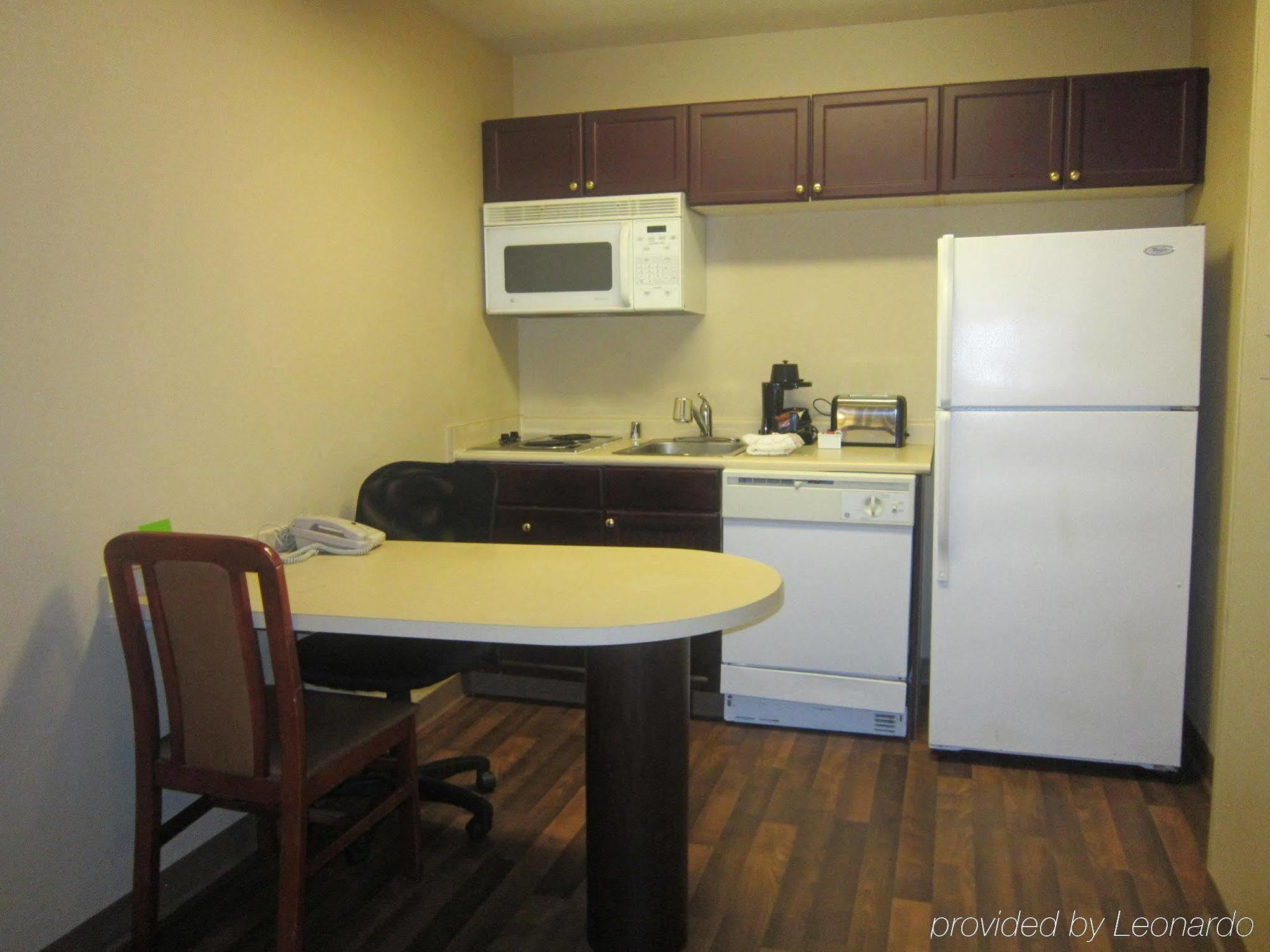 Sonesta Simply Hotel