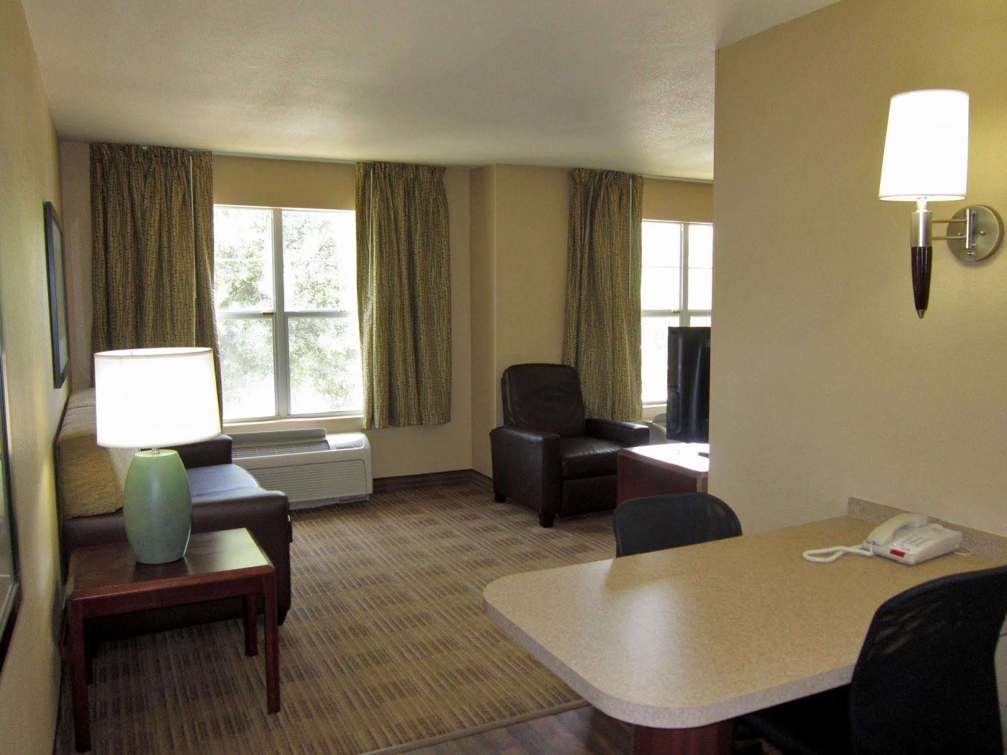 Sonesta Simply Hotel 2*